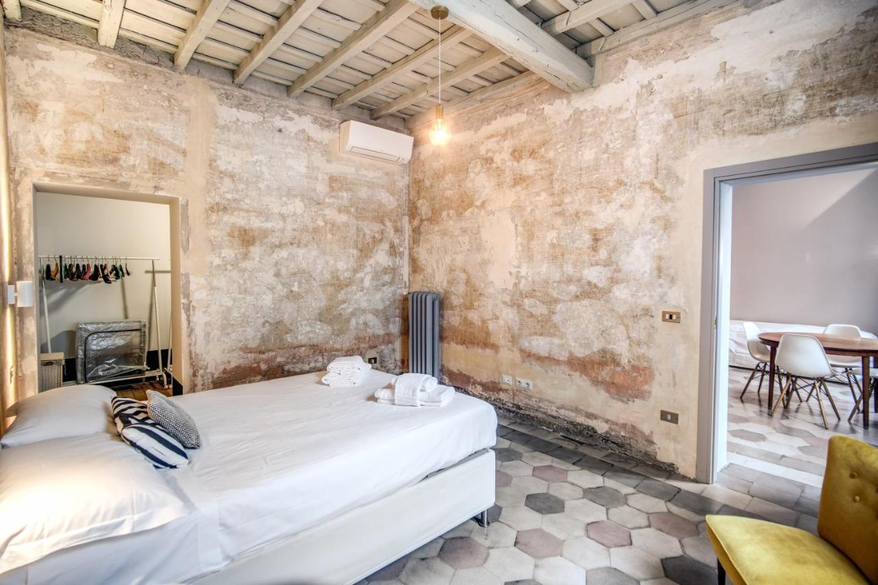 Stylish And Spacious Apartment Next To The Colosseum Rome Exterior photo