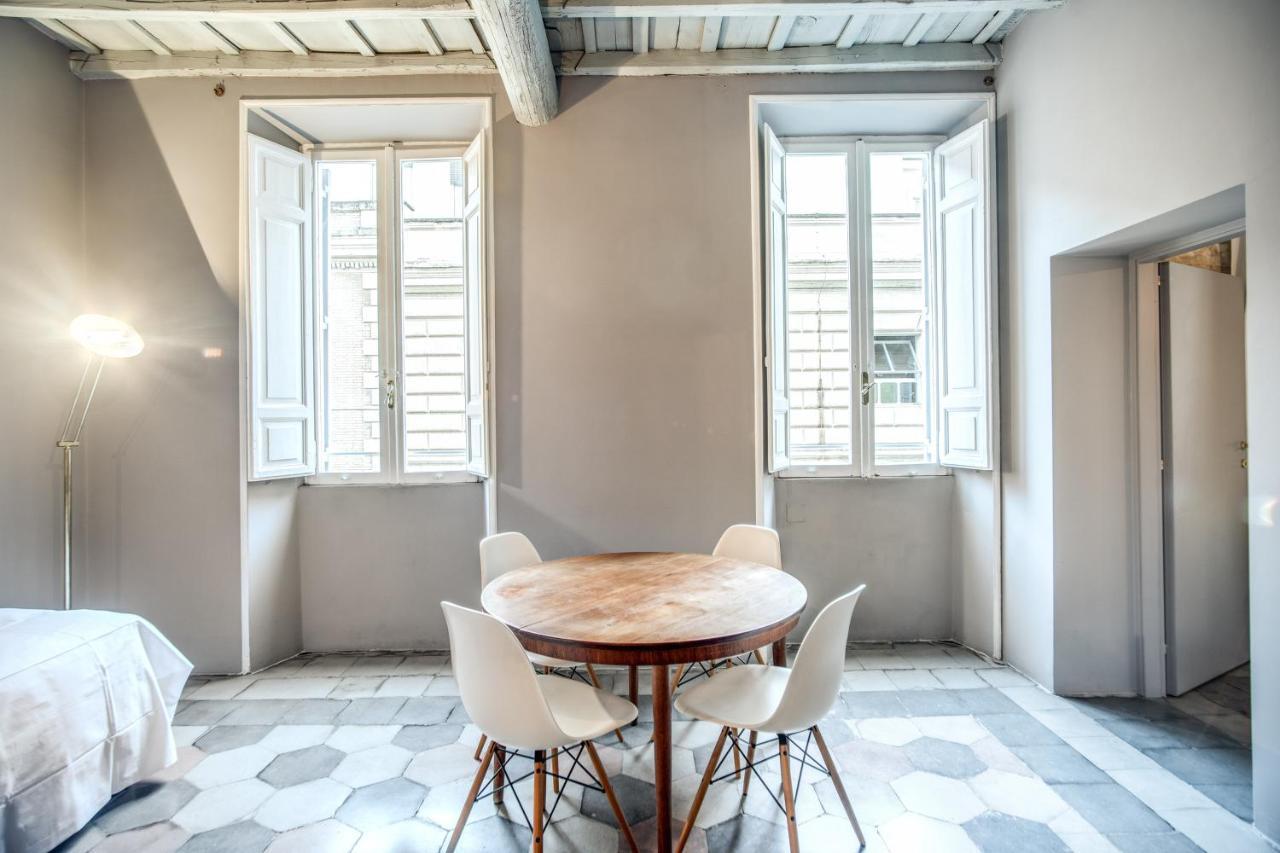 Stylish And Spacious Apartment Next To The Colosseum Rome Exterior photo